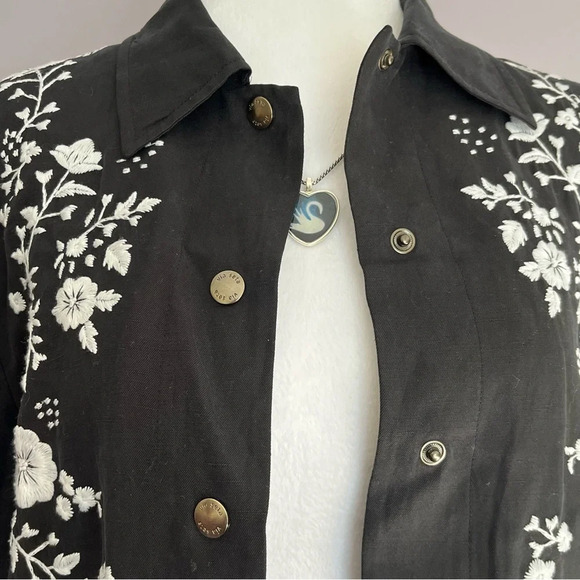Via Seta Black Silk-Linen
Embroidered Jacket - Size 12 - Picture 4 of 11